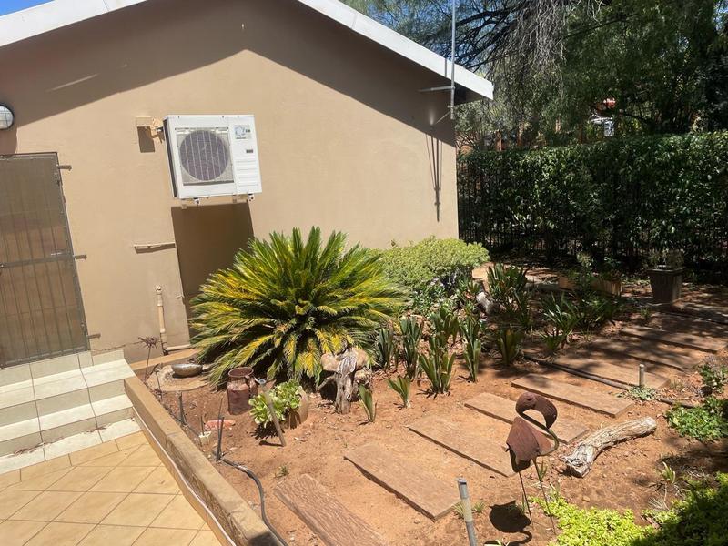 4 Bedroom Property for Sale in Kuruman Northern Cape